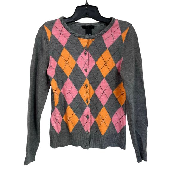 NY & Co Argyle Cardigan Gray Pink Orange Preppy Button Up Sweater Sz M - Picture 1 of 7